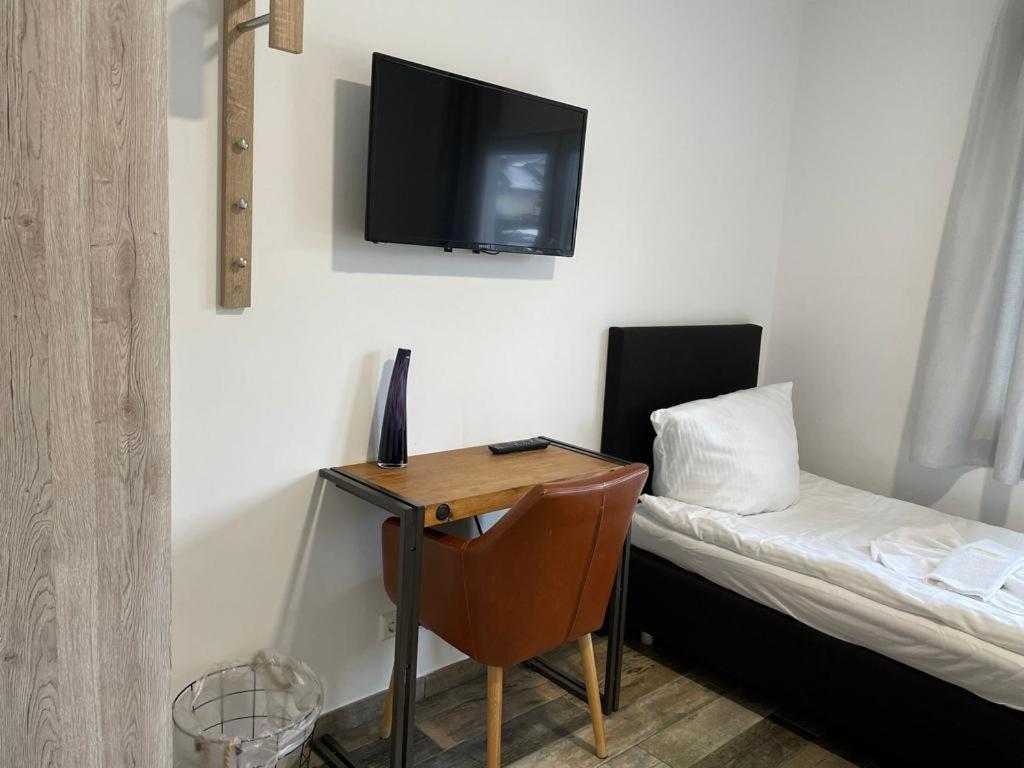Hotel Gruener Baum Schömberg Zewnętrze zdjęcie
