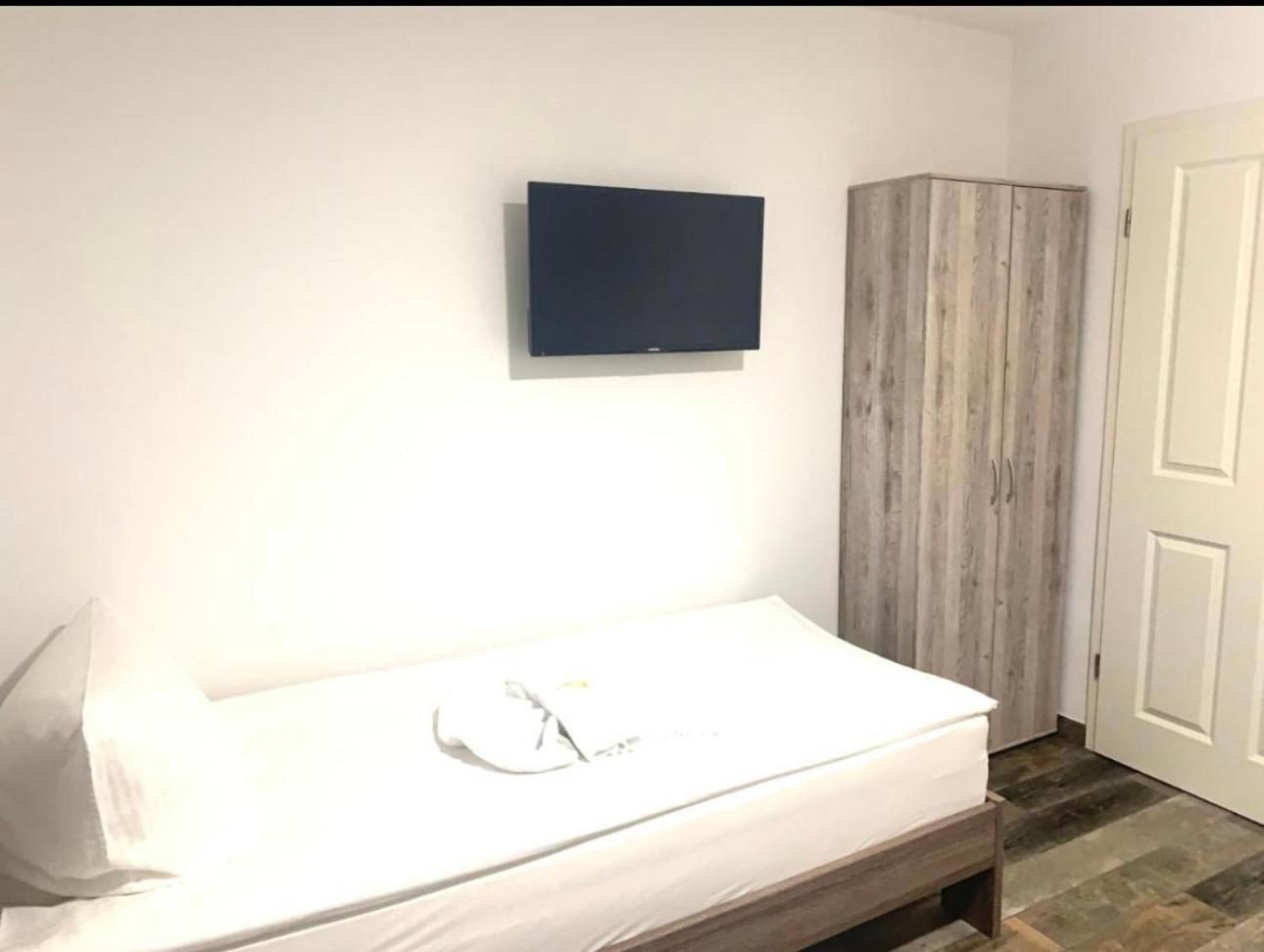 Hotel Gruener Baum Schömberg Zewnętrze zdjęcie