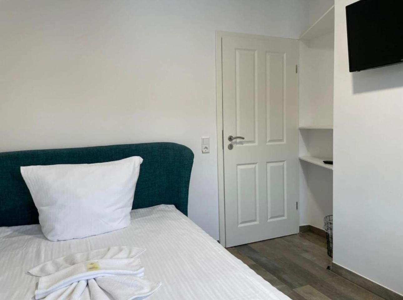 Hotel Gruener Baum Schömberg Zewnętrze zdjęcie